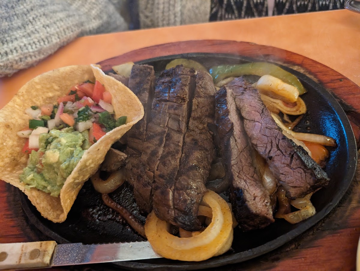 El Jardin Restaurant-9